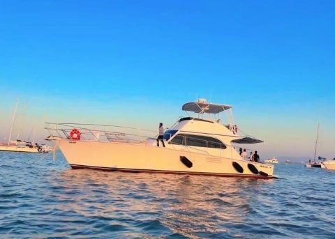 Royal Lady 60 - Motor Yachts charter in Mumbai