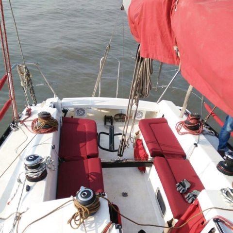 X 372 - Yacht Rental Mumbai