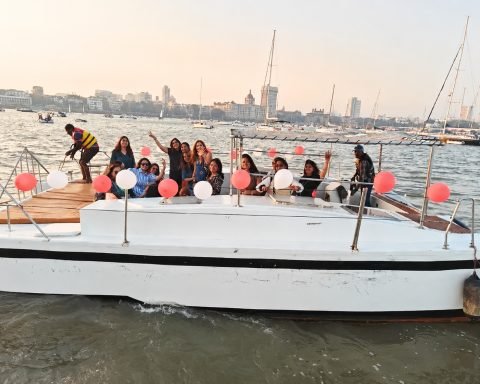 Fantasia Catemarine Yacht - Sail Yachts charter in Mumbai