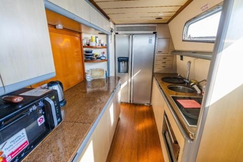 Ferretti 880 Motor Yachts in Mumbai - photo 6
