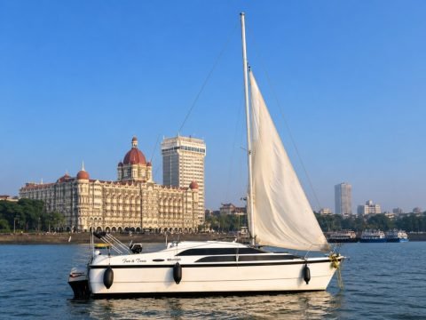 MacGregor 26 - Sail Yachts charter in Mumbai