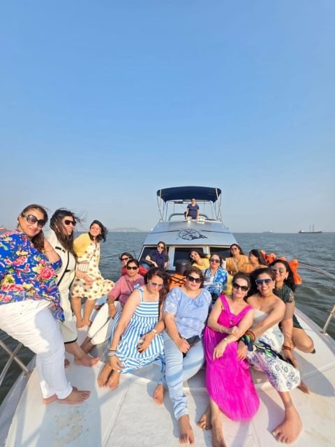 FAIRLINE 42 Motor Yachts in Mumbai - photo 3